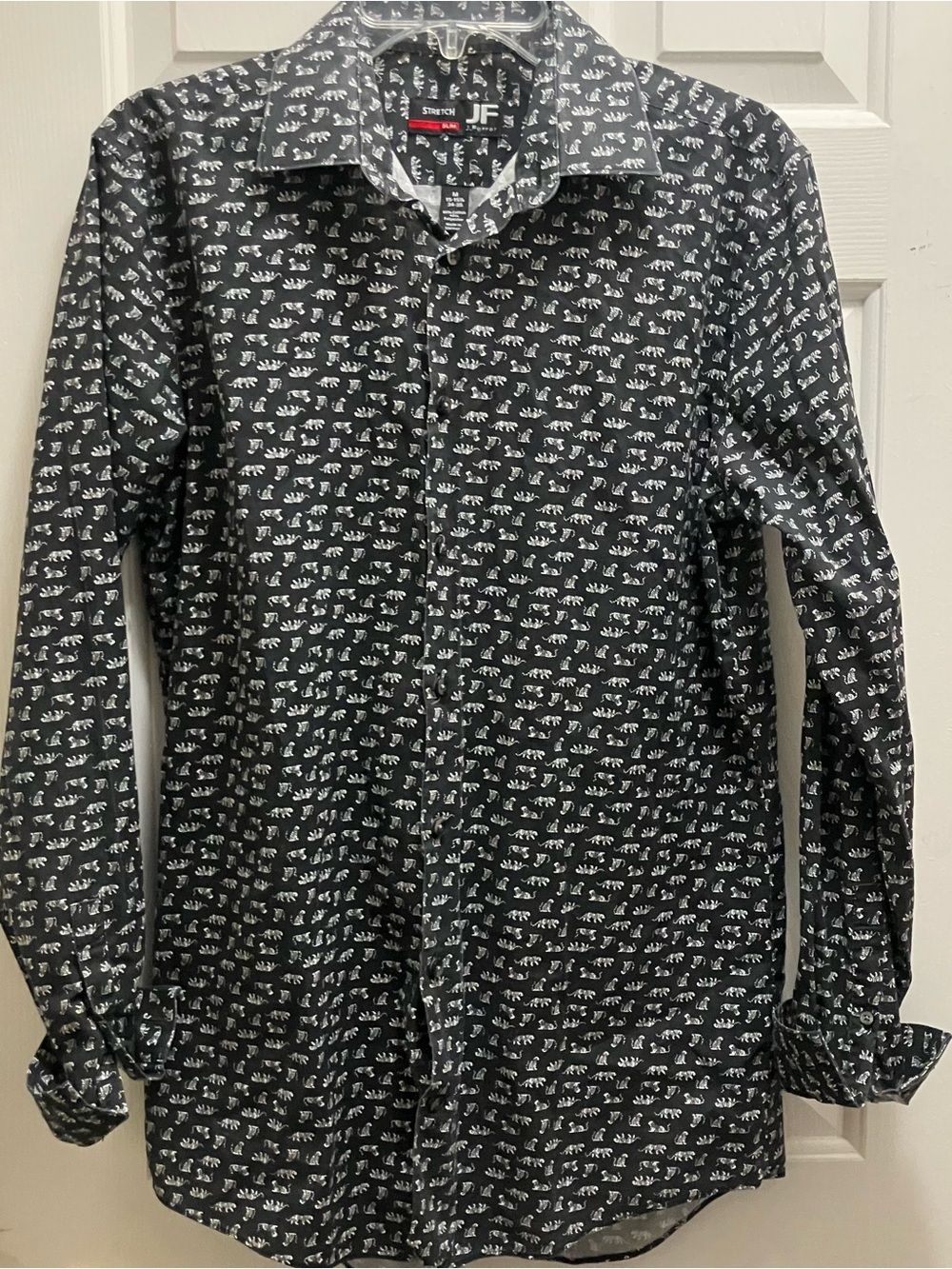 J Ferrar Shirt Men's M Slim Stretch Black Tiger Print Button Up Long Sleeve